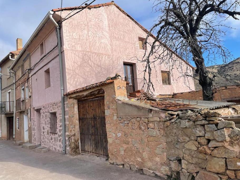 Villa Acogedora Casa Con Patio-Parking Albarracín Exterior foto